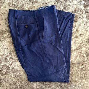 Chaps mens linen blend dress pants.